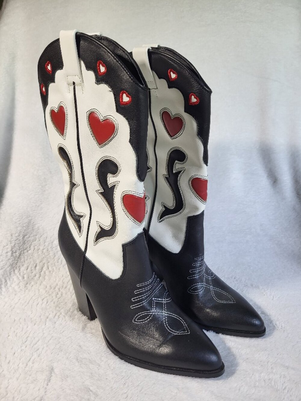 Steve Madden | Lovestruck Heart Pattern Cowboy Boots - Size 7M
